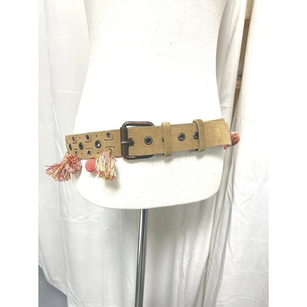 Sportmax by Max Mara Made in Italy Mustard Suede Pom Pom Tassel Grommet Belt - Picture 5 of 9